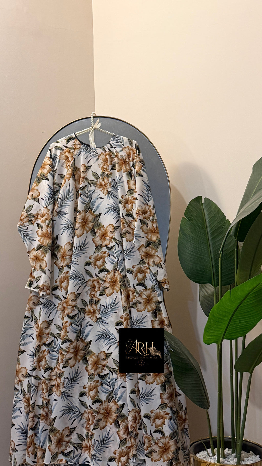 Printed maxi abaya