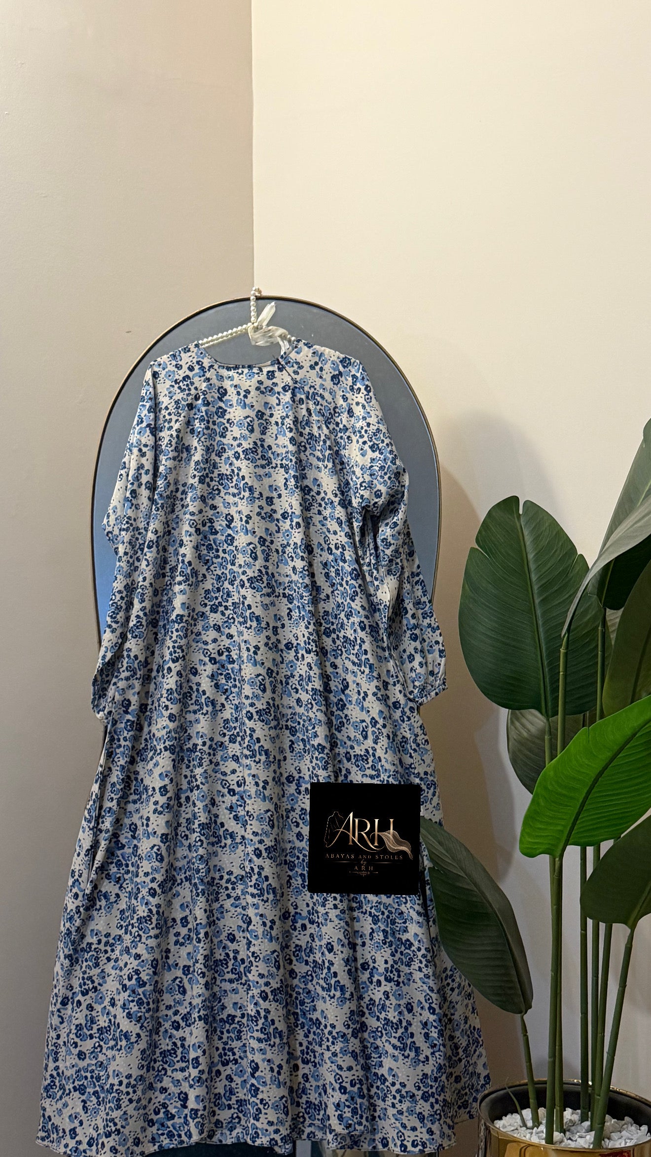 Printed maxi abaya