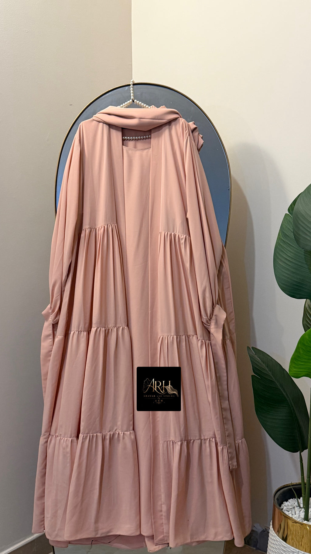 Elara Abaya 02