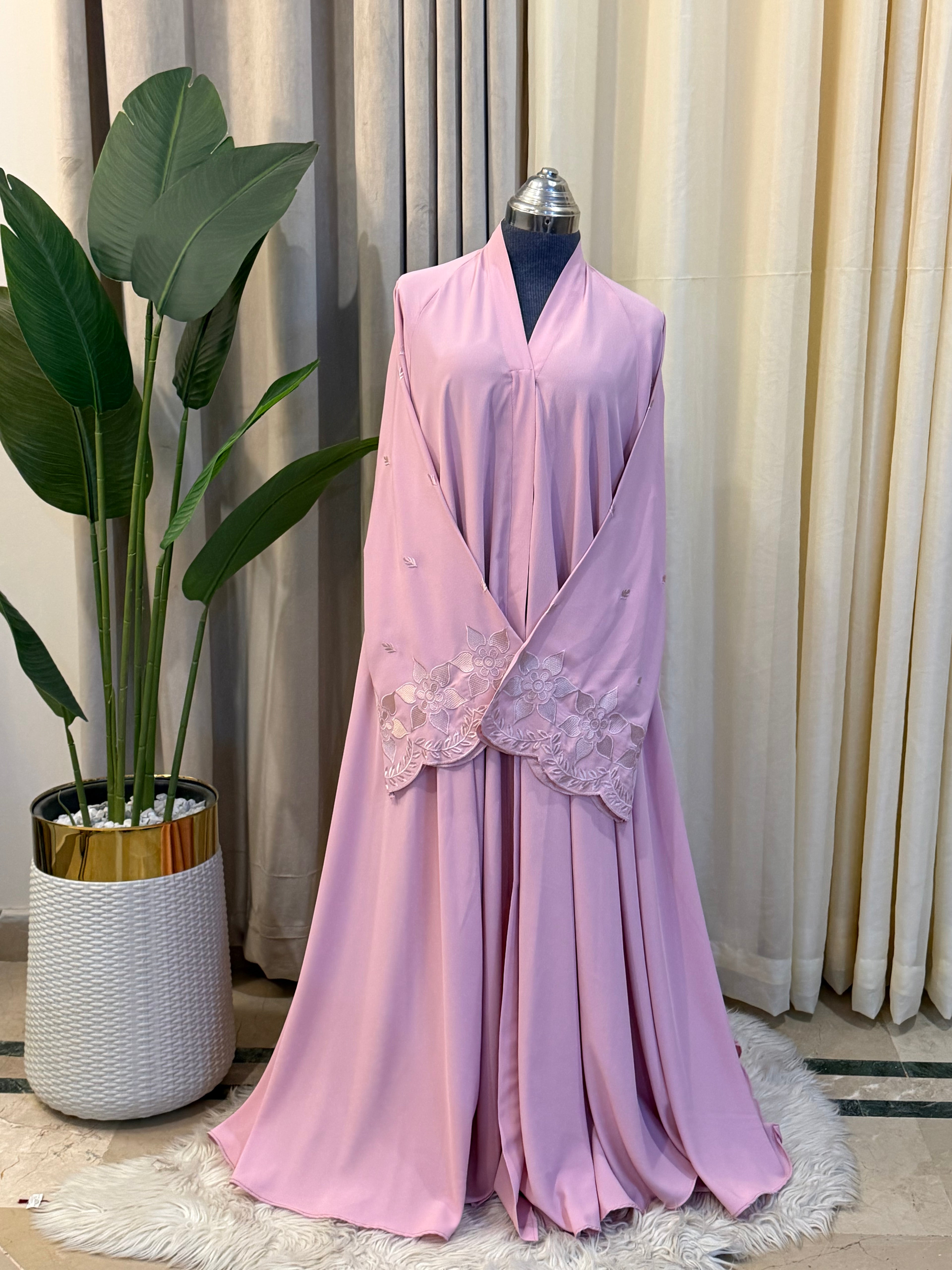 Emb Abaya 01