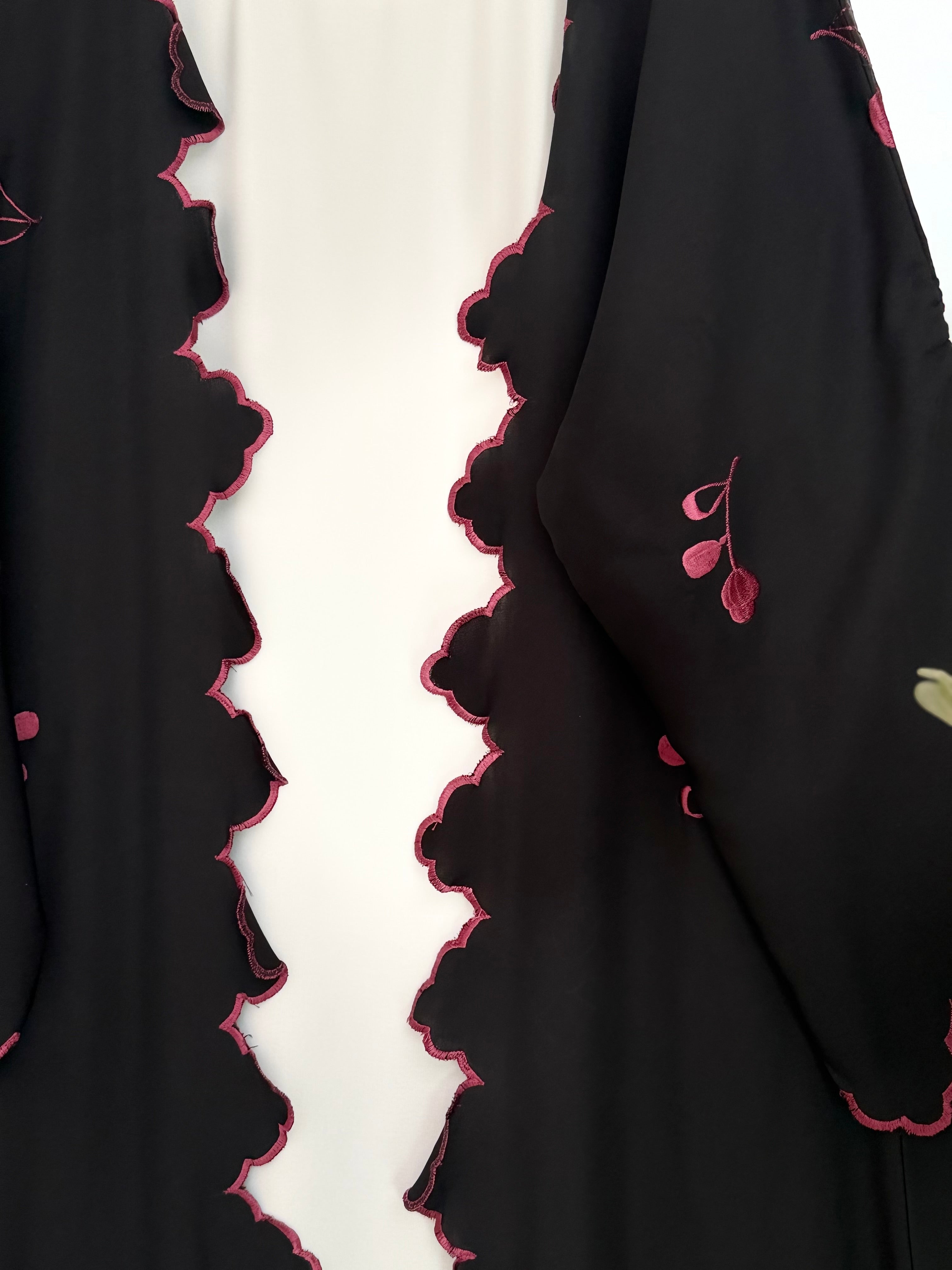 Cutwork abaya 02