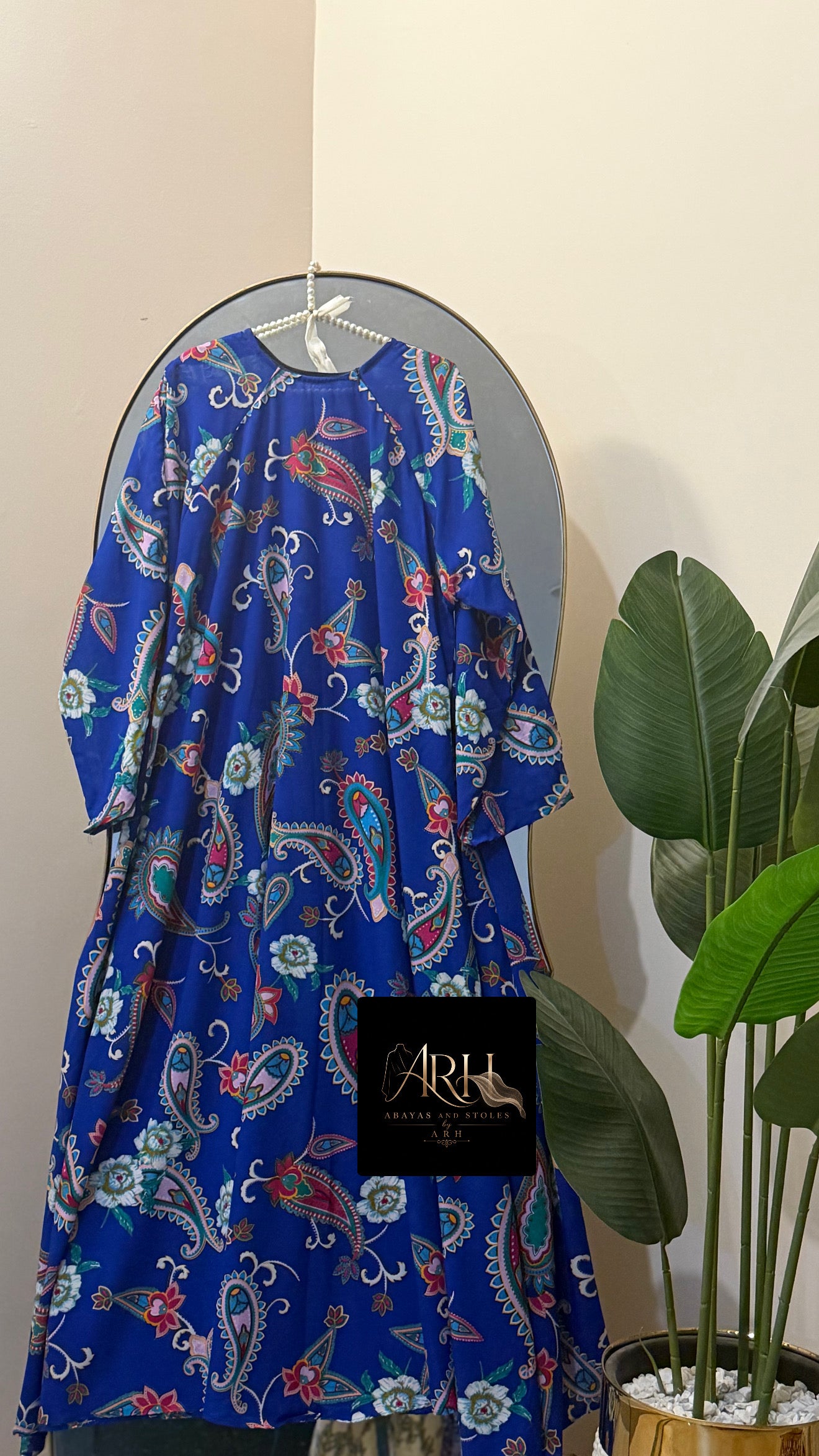 Printed maxi abaya