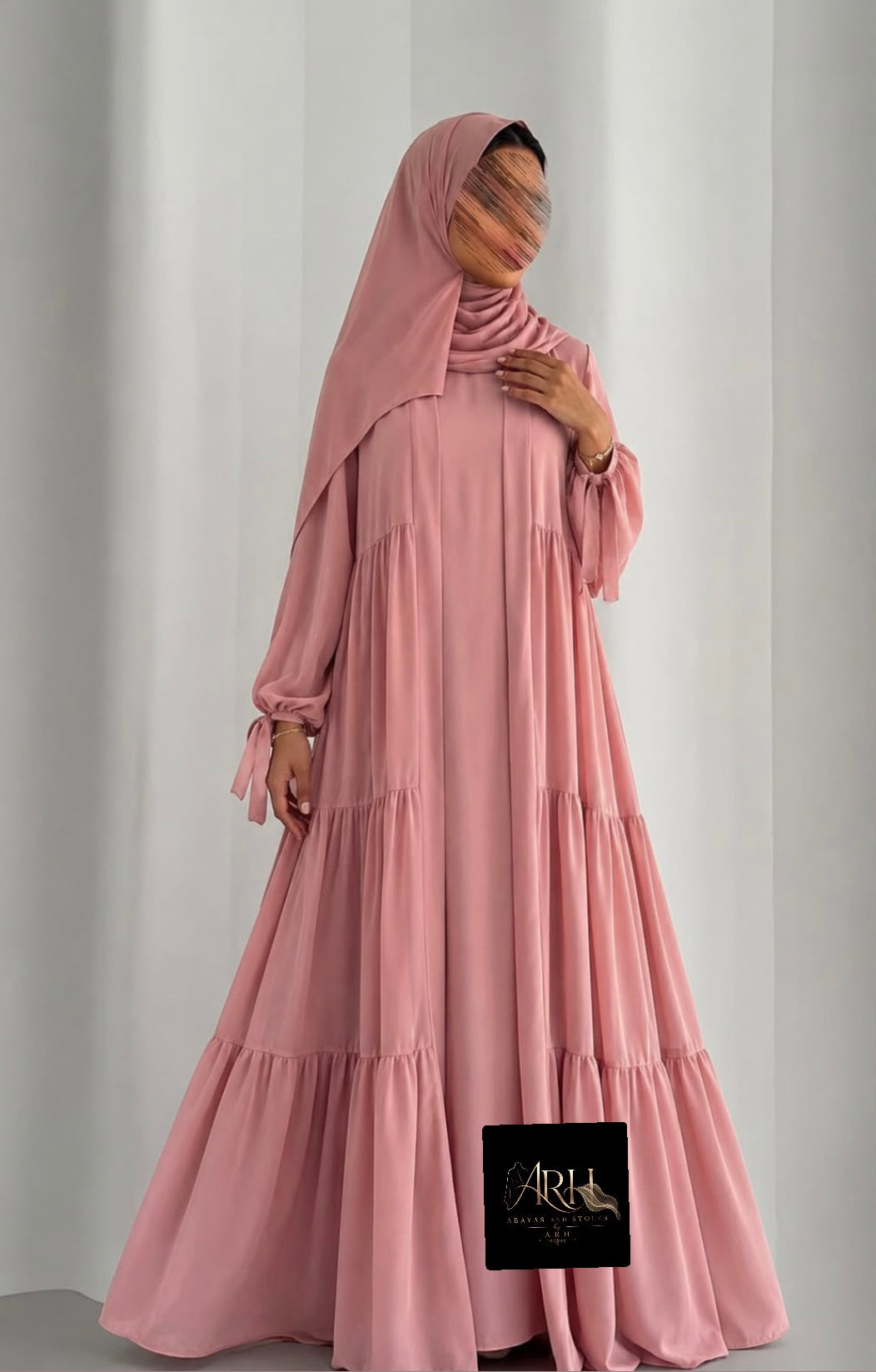 Elara Abaya 01